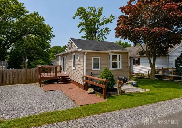 2nd image of 617 Greenwood Ave, South Amboy, NJ 08879 | MLS# 2702742R