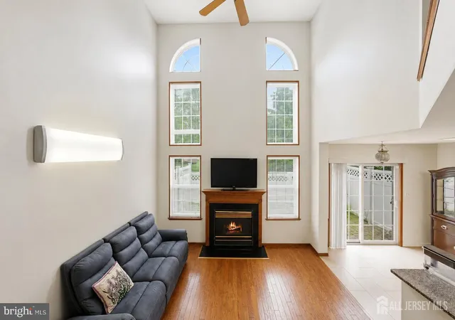 5th image of 101 Wellington Park Dr, Princeton, NJ 08540 | MLS# 2701751R