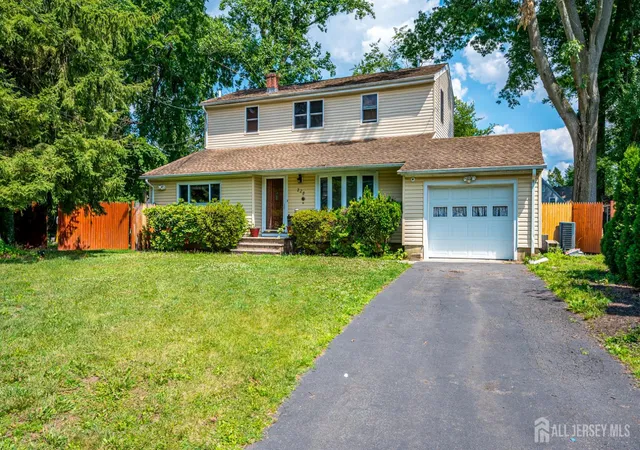 Homes for sale in North Plainfield, NJ | 228 Henry Ct, North Plainfield, NJ 07060 | MLS# 2618514R