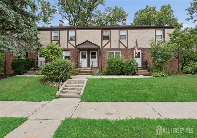 1st image of 263 Newman St, Metuchen, NJ 08840 | MLS# 2700782R