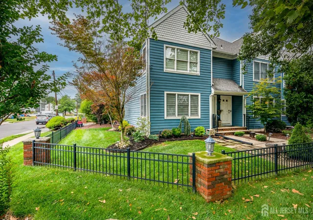 Homes for sale in Metuchen, NJ | 2 Mulberry Ln, Metuchen, NJ 08840 | MLS# 2700312R