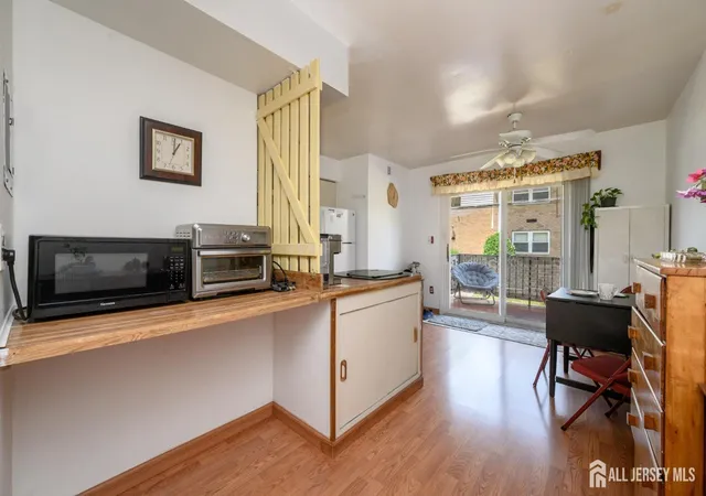 3rd image of 32 Judson St #10A, Edison, NJ 08837 | MLS# 2701740R