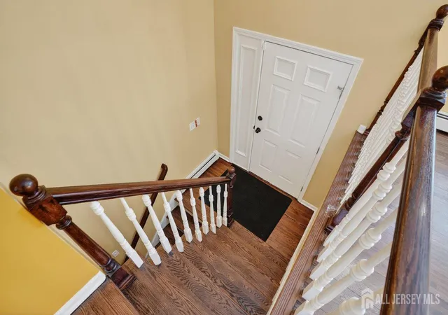Photo 3 of Single family home for sale at 1 Wakefield Dr, Edison, NJ 08820 | MLS# 2614346R | Listing updated on 2026-09-17