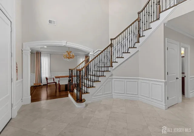 4th image of 1355 Ne Abbott Blvd, Fort Lee, NJ 07024 | MLS# 2609086R