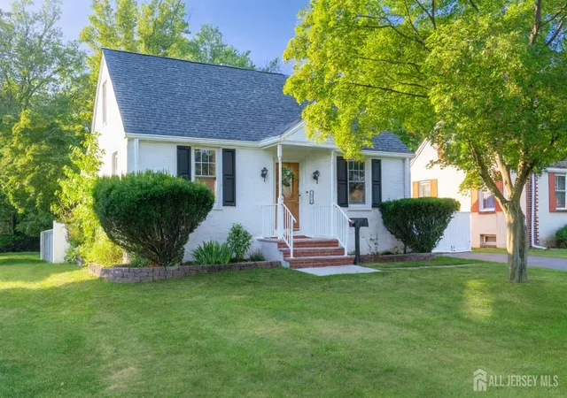 Photo 1 of Single family home for sale at 146 3rd St, Dunellen, NJ 08812 | MLS# 2603711R | Listing updated on 2025-11-10
