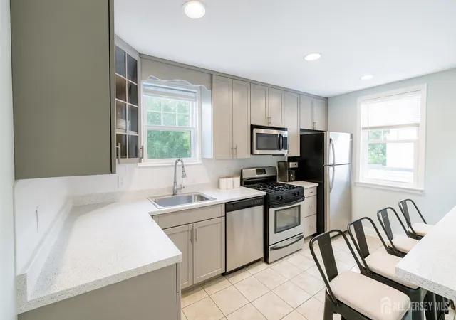 Photo 3 of Single family home for sale at 146 3Rd St, Dunellen, NJ 08812 | MLS# 2603711R | Listing updated on 2025-11-10