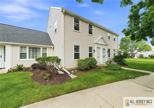 Photo 3 of Townhouse for sale at 13 Sussex Way #C, Monroe Township, NJ 08831 | MLS# 2770335M | Listing updated on 2026-08-24