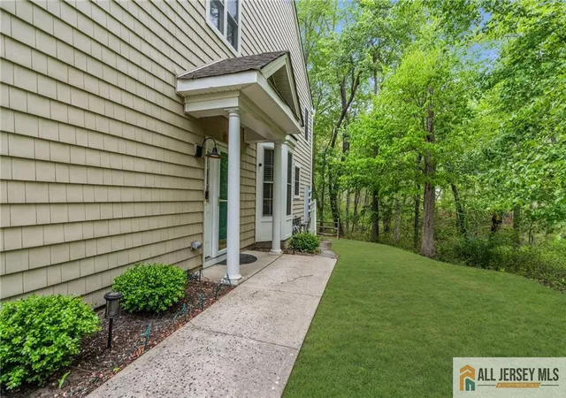 Listing Photo 4 - Condo for sale in building located at 22 Amber Dr, Old Bridge, NJ 08857