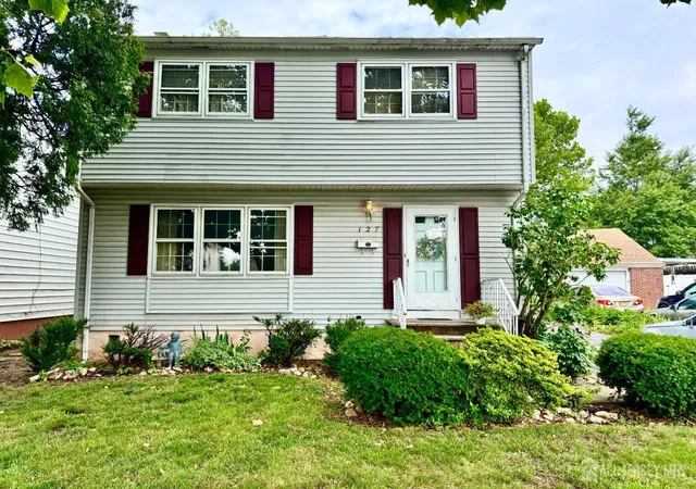Photo 1 of Single family home for sale at 127 Hillcrest Ave, Edison, NJ 08817 | MLS# 2700662R | Listing updated on 2026-09-23