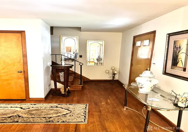 Photo 3 of Single family home for sale at 127 Hillcrest Ave, Edison, NJ 08817 | MLS# 2700662R | Listing updated on 2026-09-23