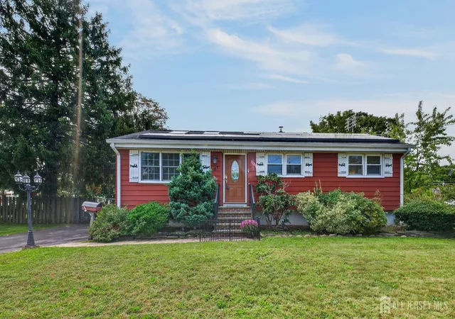 Single family home for sale at 87 Lafayette St, Piscataway, NJ 08854 | MLS# 2706827R