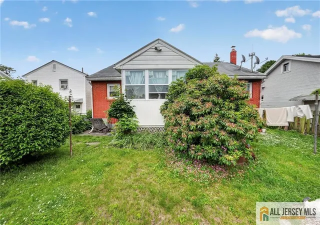Photo 4 of Single family home for sale at 42 Plainfield Ave, Edison, NJ 08817 | MLS# 2662074M | Listing updated on 2026-06-02