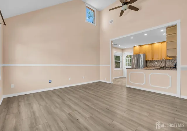 Photo 3 of Single family home for sale at 20 Mercury Rd, Edison, NJ 08817 | MLS# 2701331R | Listing updated on 2026-09-21
