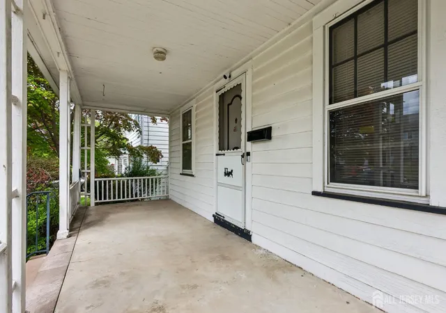 Photo 3 of Single family home for sale at 1089 Field Ave, Plainfield, NJ 07060 | MLS# 2612819R | Listing updated on 2026-09-09