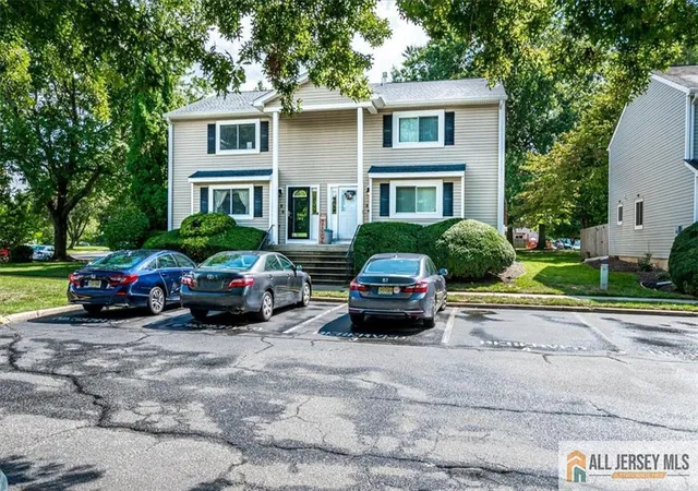 Homes for sale in South Brunswick, NJ | 54 Davids Ct, South Brunswick, NJ 08810 | MLS# 2662420M