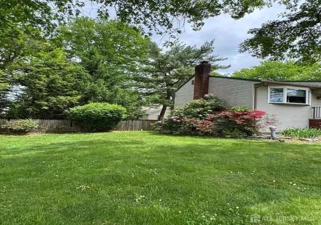 Photo 3 of Single family home for sale at 205 Fleet Ave, Edison, NJ 08820 | MLS# 2615688R | Listing updated on 2026-09-19