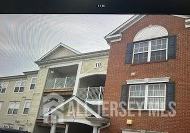 10th image of 1031 Dogwood Ct, New Brunswick, NJ 08901 | MLS# 2701930R