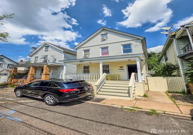 1st image of 10 Ball St, New Brunswick, NJ 08901 | MLS# 2702642R