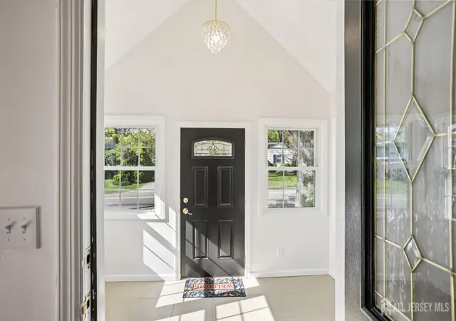 5th image of 101 Ravine Dr, Matawan, NJ 07747 | MLS# 2614841R