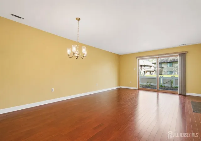 5th image of 265 Hampshire Dr, Plainsboro, NJ 08536 | MLS# 2615590R