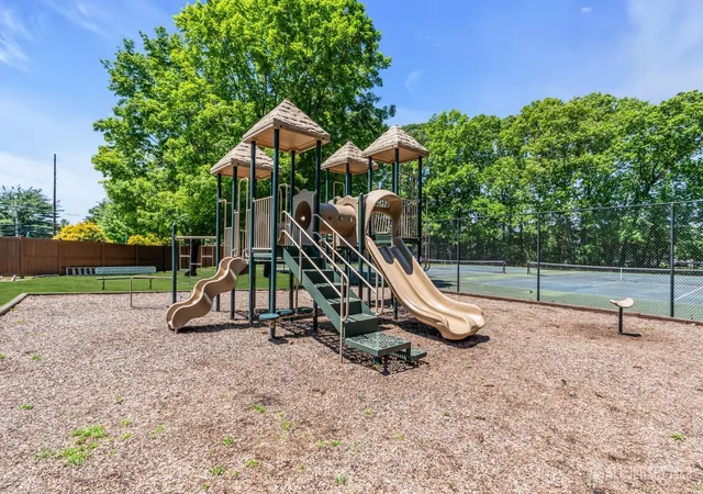 Homes for sale in Aberdeen, NJ | 242 Perth Hill Ct, Aberdeen, NJ 07747 | MLS# 2615949R