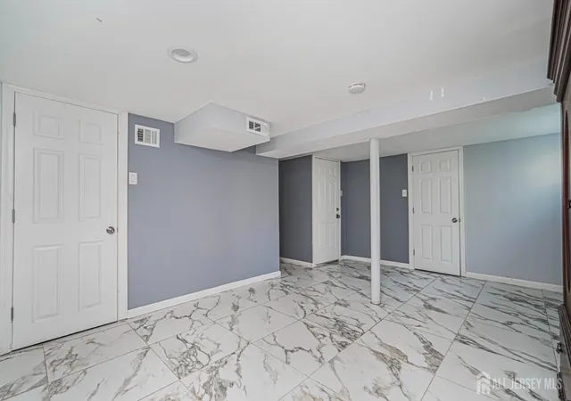 37th image of 41 Fanwood Dr, Sayreville, NJ 08872 | MLS# 2617675R