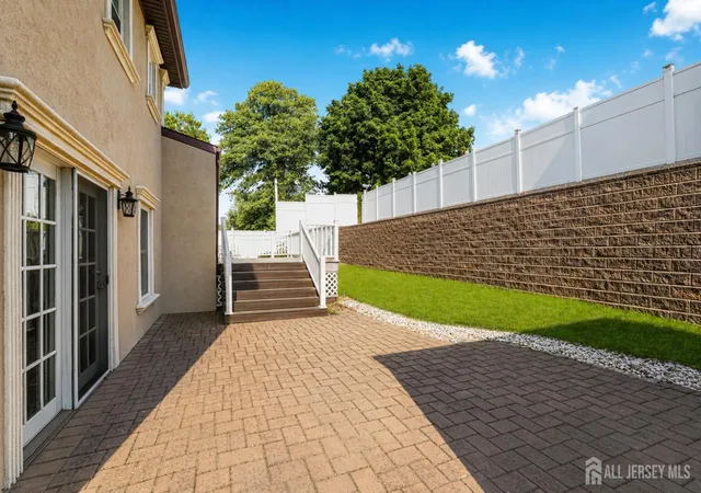 5th image of 41 Fanwood Dr, Sayreville, NJ 08872 | MLS# 2617675R