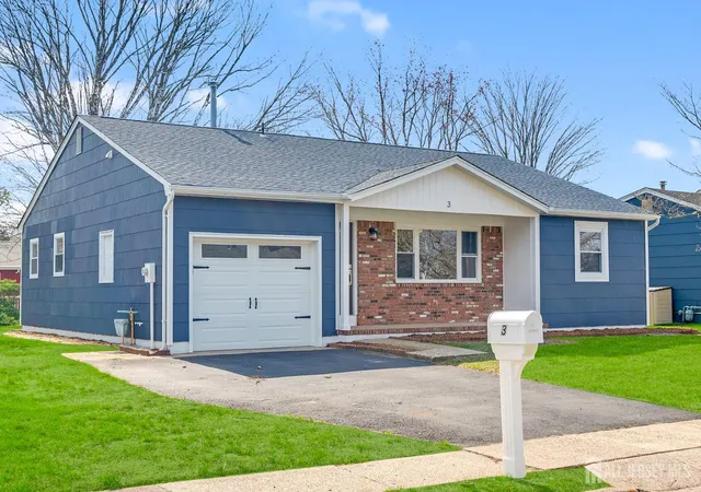 2nd image of 3 Pembroke Ln, Toms River, NJ 08757 | MLS# 2612860R
