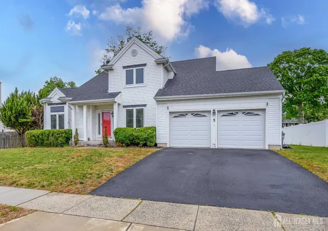 42nd image of 5 Cherrywood Dr, Piscataway, NJ 08854 | MLS# 2616182R