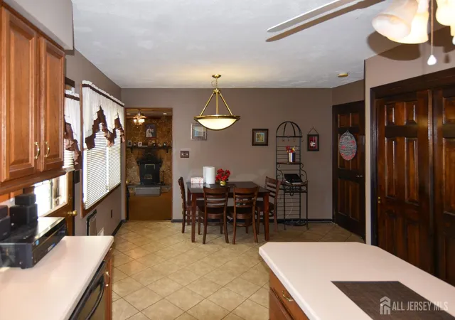 Homes for sale in Woodbridge Proper, NJ | 27 Henley St, Woodbridge Proper, NJ 07095 | MLS# 2700379R