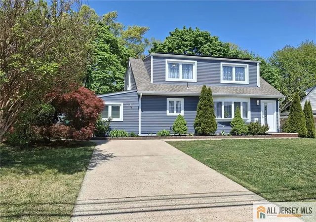 Homes for sale in Sayreville, NJ | 47 Kendall Dr, Sayreville, NJ 08859 | MLS# 2661797M
