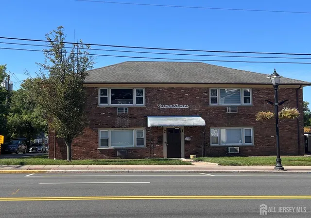 Condo for sale at 365 Bloomfield Ave #9 b, Verona, NJ 07044 | MLS# 2702795R