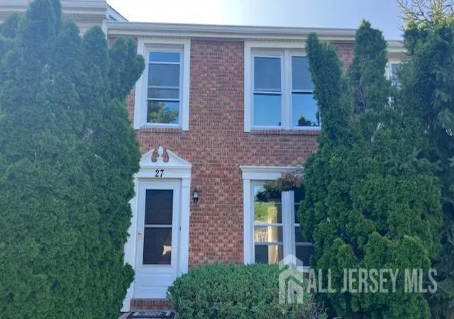 1st image of 27 Beechwood Ct, Monmouth Junction, NJ 08852 | MLS# 2701299R