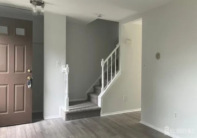 4th image of 27 Beechwood Ct, Monmouth Junction, NJ 08852 | MLS# 2701299R
