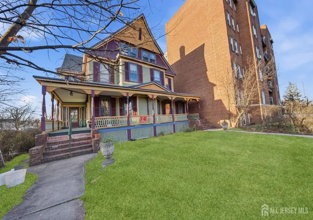 Photo 2 of House for sale at 123 Livingston Ave, New Brunswick, NJ 08901 | MLS# 2609763R | Listing updated on 2026-08-16