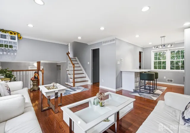 5th image of 44 Lamar Ave, Edison, NJ 08820 | MLS# 2702074R