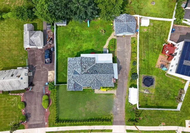 2nd image of 586 Englishtown Rd, Monroe, NJ 08831 | MLS# 2703101R