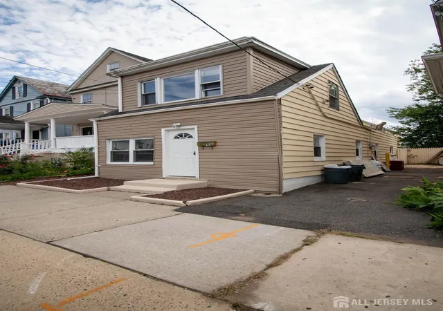 1st image of 66 Comstock St, New Brunswick, NJ 08901 | MLS# 2702183R