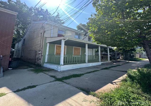 2nd image of 190 Redmond St, New Brunswick, NJ 08901 | MLS# 2702247R