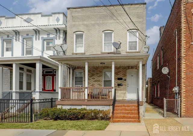 Homes for sale in Carteret, NJ | 72 Pulaski Ave, Carteret, NJ 07008 | MLS# 2618025R