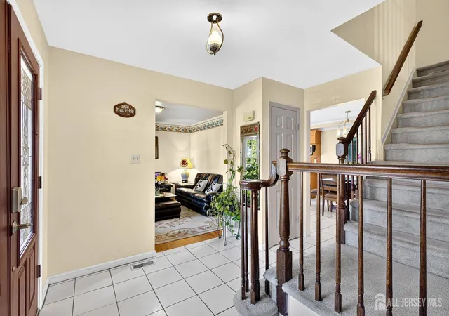 4th image of 30 N Hamilton Ln, Plainsboro, NJ 08536 | MLS# 2618341R