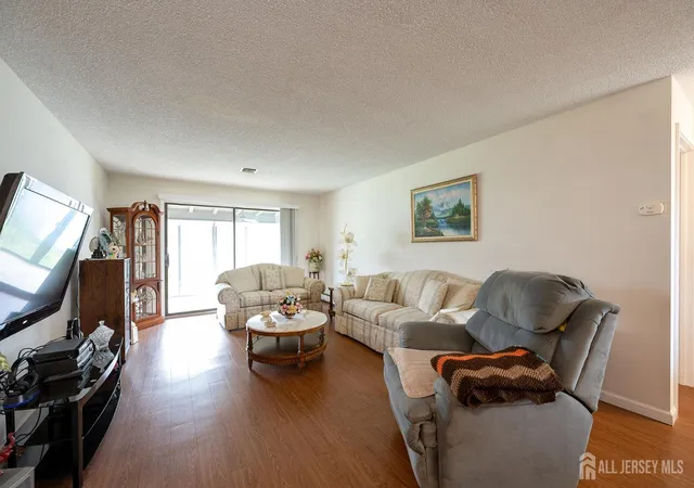 5th image of 30-C Larch Plz, Monroe Township, NJ 08831 | MLS# 2615920R