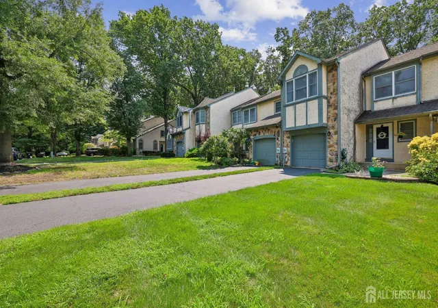 3rd image of 19 Dorchester Dr, East Brunswick, NJ 08816 | MLS# 2702242R