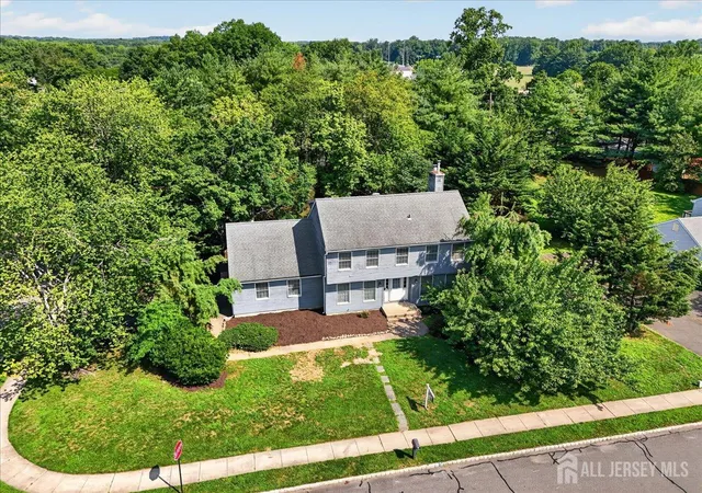 3rd image of 1 Dutchess Ln, Dayton, NJ 08810 | MLS# 2700918R