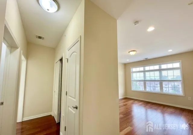 Homes for sale in Linden, NJ | 102 E Elizabeth Ave E #412, Linden, NJ 07036 | MLS# 2617661R
