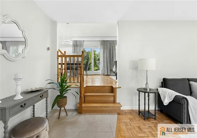Photo 4 of Single family home for sale at 25 N Lincoln Ave, Colonia, NJ 07067 | MLS# 2660545M | Listing updated on 2026-01-01