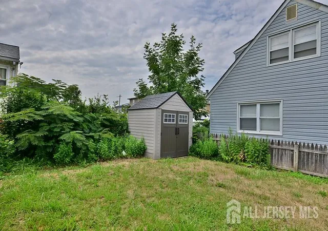 4th image of 43 Christopher St, Carteret, NJ 07008 | MLS# 2701676R