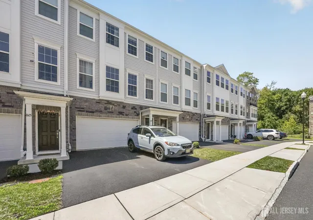 3rd image of 1607 Swales Ct, Monroe Township, NJ 08831 | MLS# 2701473R