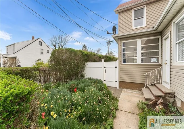 Photo 3 of Single family home for sale at 61 Jackson St, South River, NJ 08882 | MLS# 2661686M | Listing updated on 2026-07-09