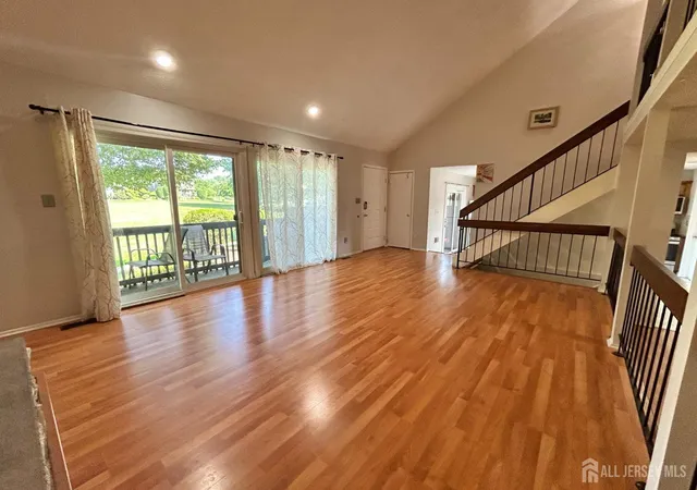 Homes for sale in Edison, NJ | 17 Westgate Dr, Edison, NJ 08820 | MLS# 2700018R
